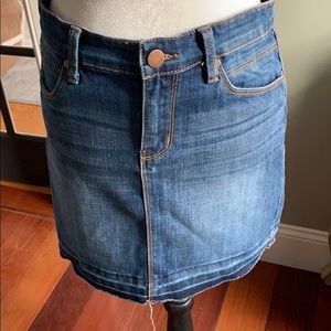 Forever 21 Size Medium Raw Hem Denim Skirt